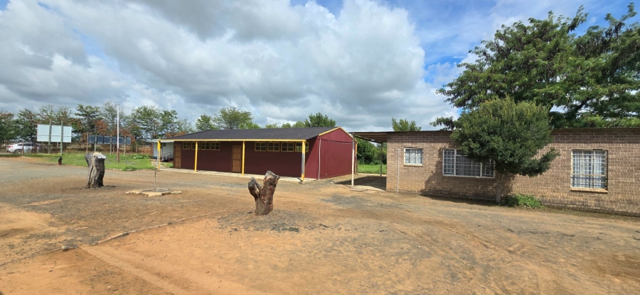 Commercial Property for Sale in Roodewal Free State